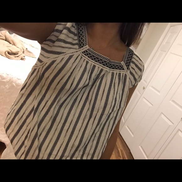 Black and white stripes with a cute back detail - Picture 1 of 3